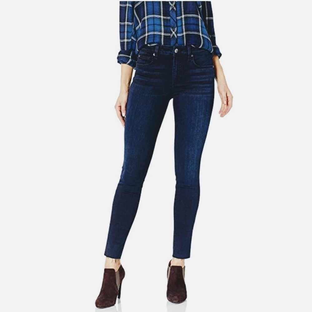 Joe's Jean's | Mid Rise Destroyed Hem Skinny Jeans